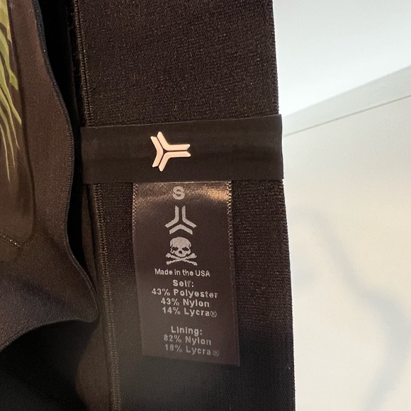 Ultracor Yoga Pants - SoulCycle Branded - Picture 6 of 6